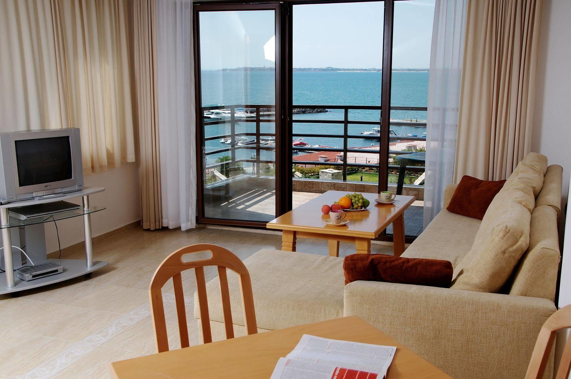 Diamond Apartments 圣弗拉斯 外观 照片